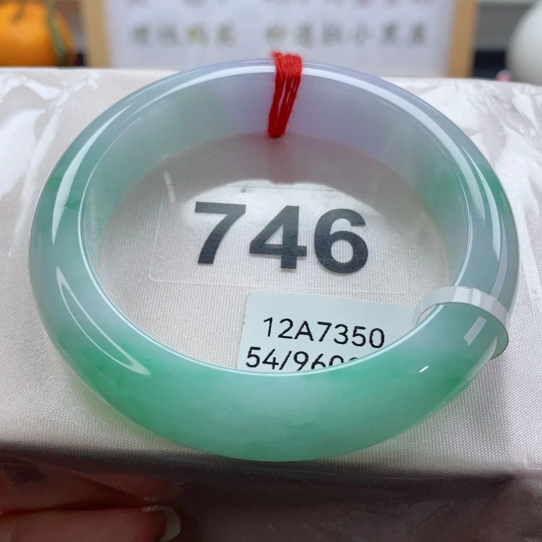 翡翠手镯未镶嵌天然A货翡翠手镯