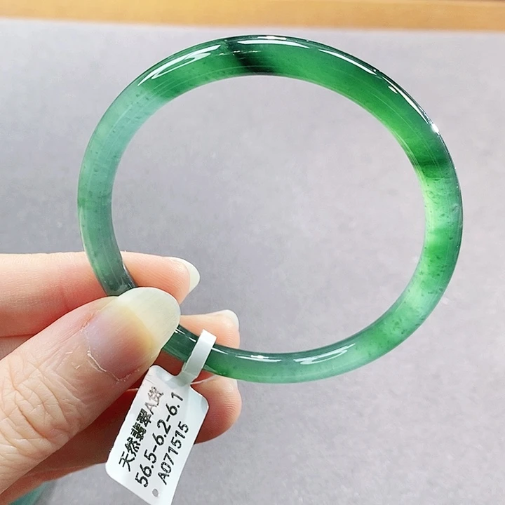 【闪购商品】未镶嵌手镯翡翠