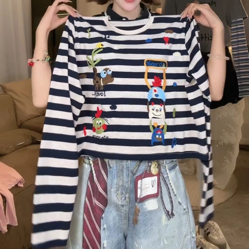 新款早秋印花时尚长百搭短打底上衣T恤女LK2506999