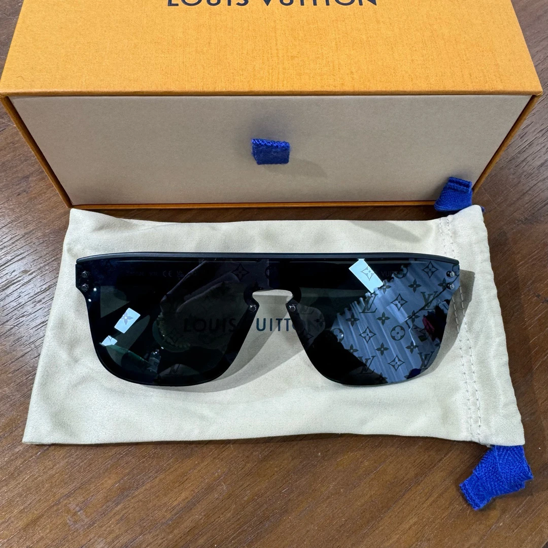 99新 LouisVuitton/路易威登 暗纹满印 太阳镜