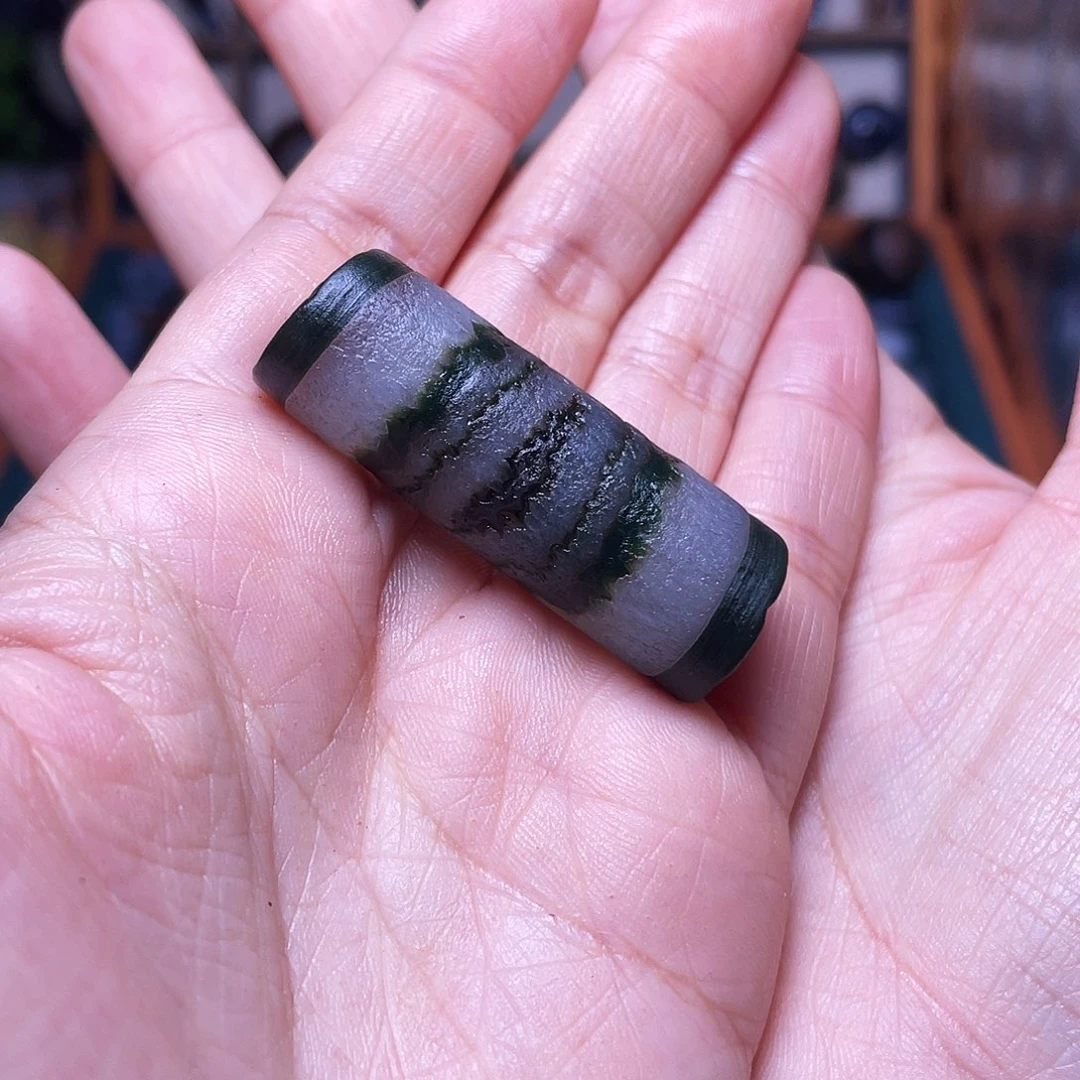 亭***云玛瑙/玉髓未镶嵌珠宝奇石