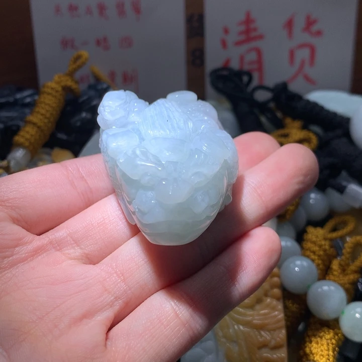 翡翠未镶嵌颈饰保真天然a货翡翠