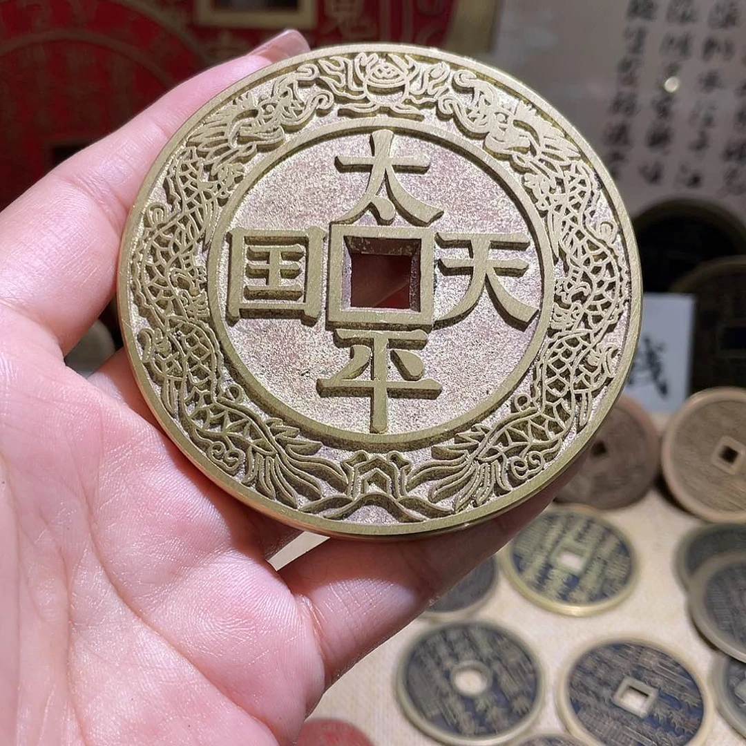 铜铜现代仿制工艺品花钱