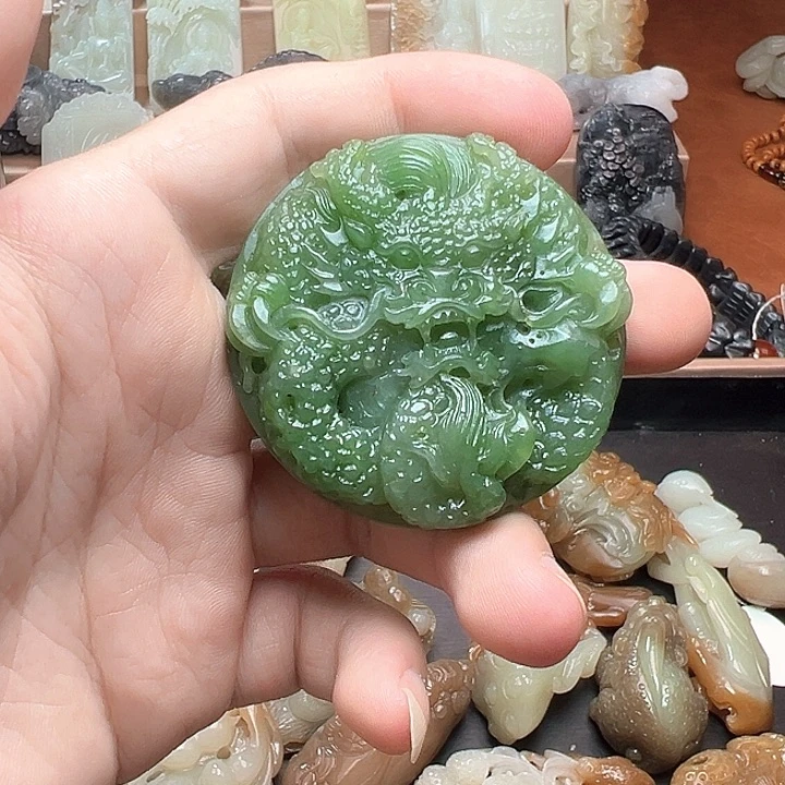 颈饰未镶嵌和田玉