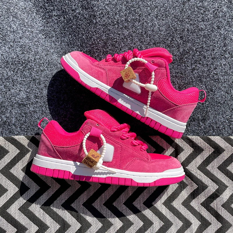 爆款男鞋火龙果色情侣面包鞋男女同款潮流小众休闲百搭运动鞋板鞋