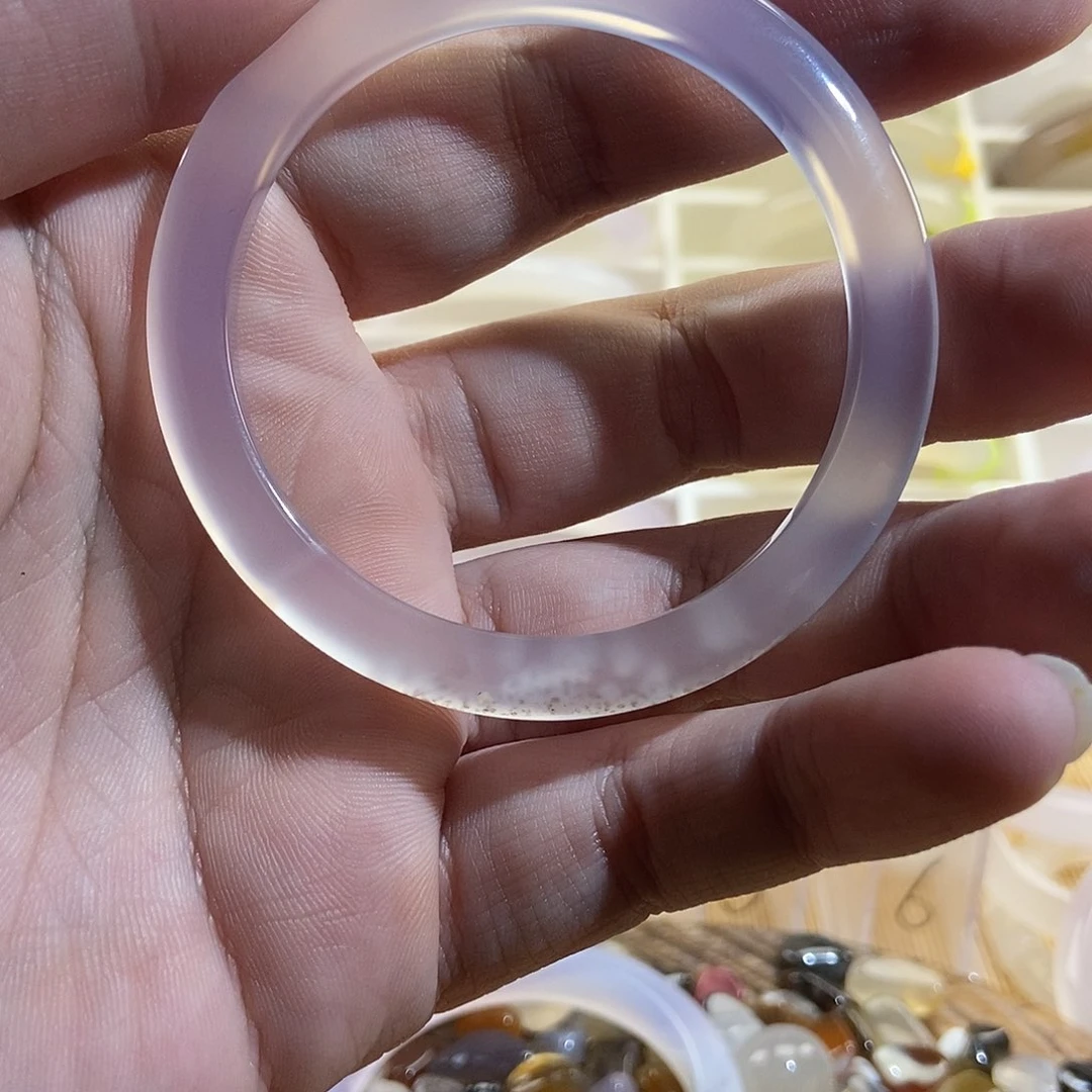 玛瑙/玉髓手镯未镶嵌禾*