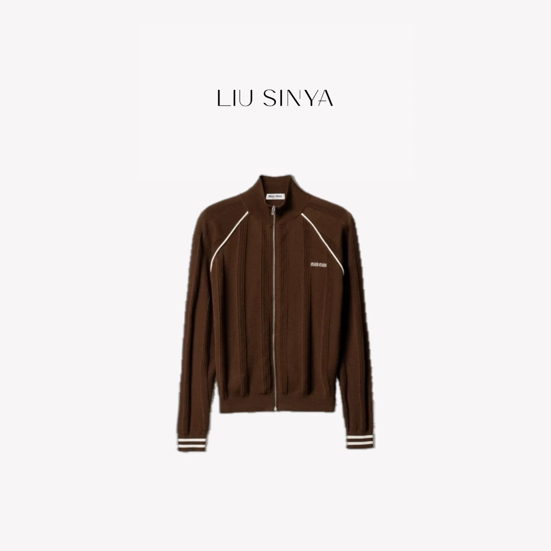 LIU SINYA｜【焦糖邂逅】100%羊毛条纹拼色字母拉链外套