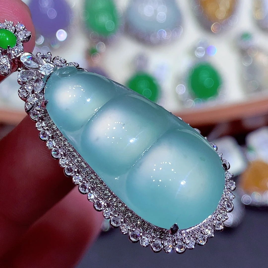 翡翠18K金镶嵌吊坠(不含链)