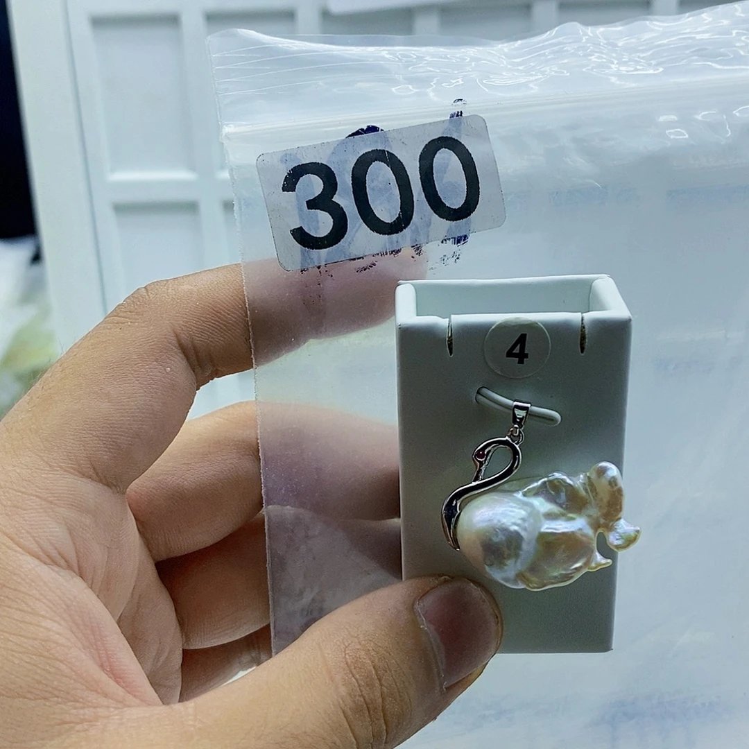 颈饰合金淡水珍珠