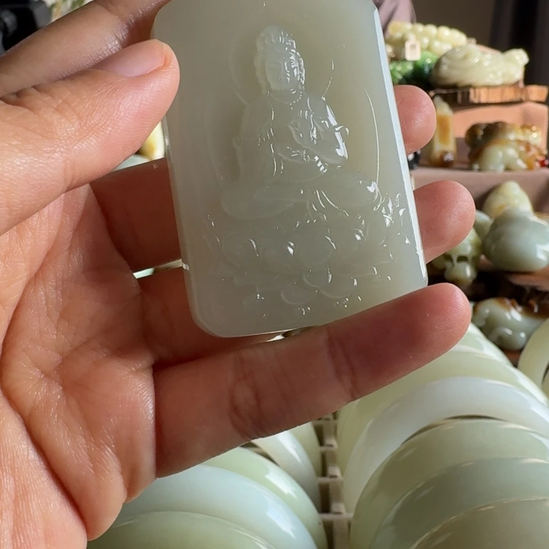 和田玉（糖玉）未镶嵌颈饰