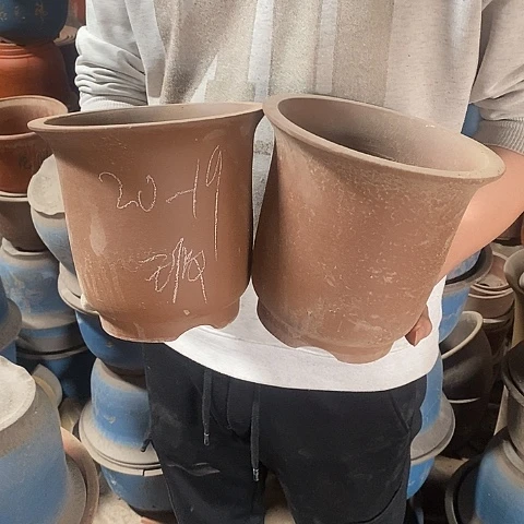 紫砂中国宜兴紫砂花盆，