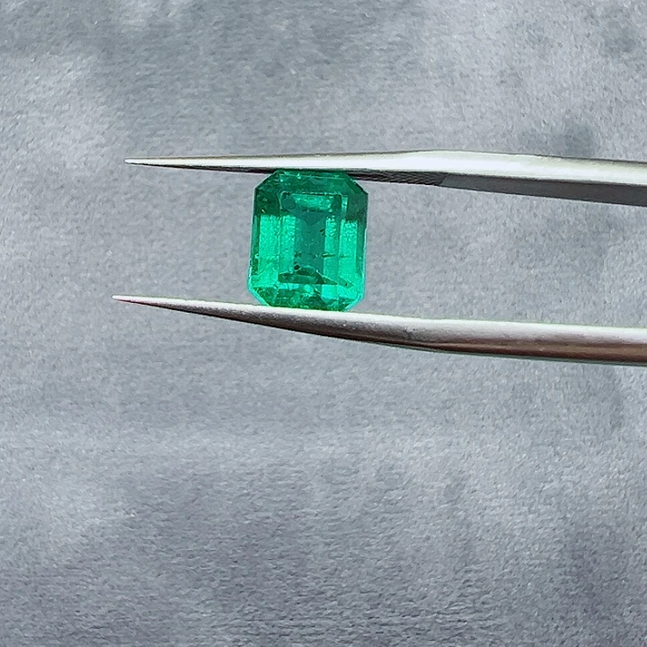 裸石祖母绿2.6ct 天然赞比亚祖母绿