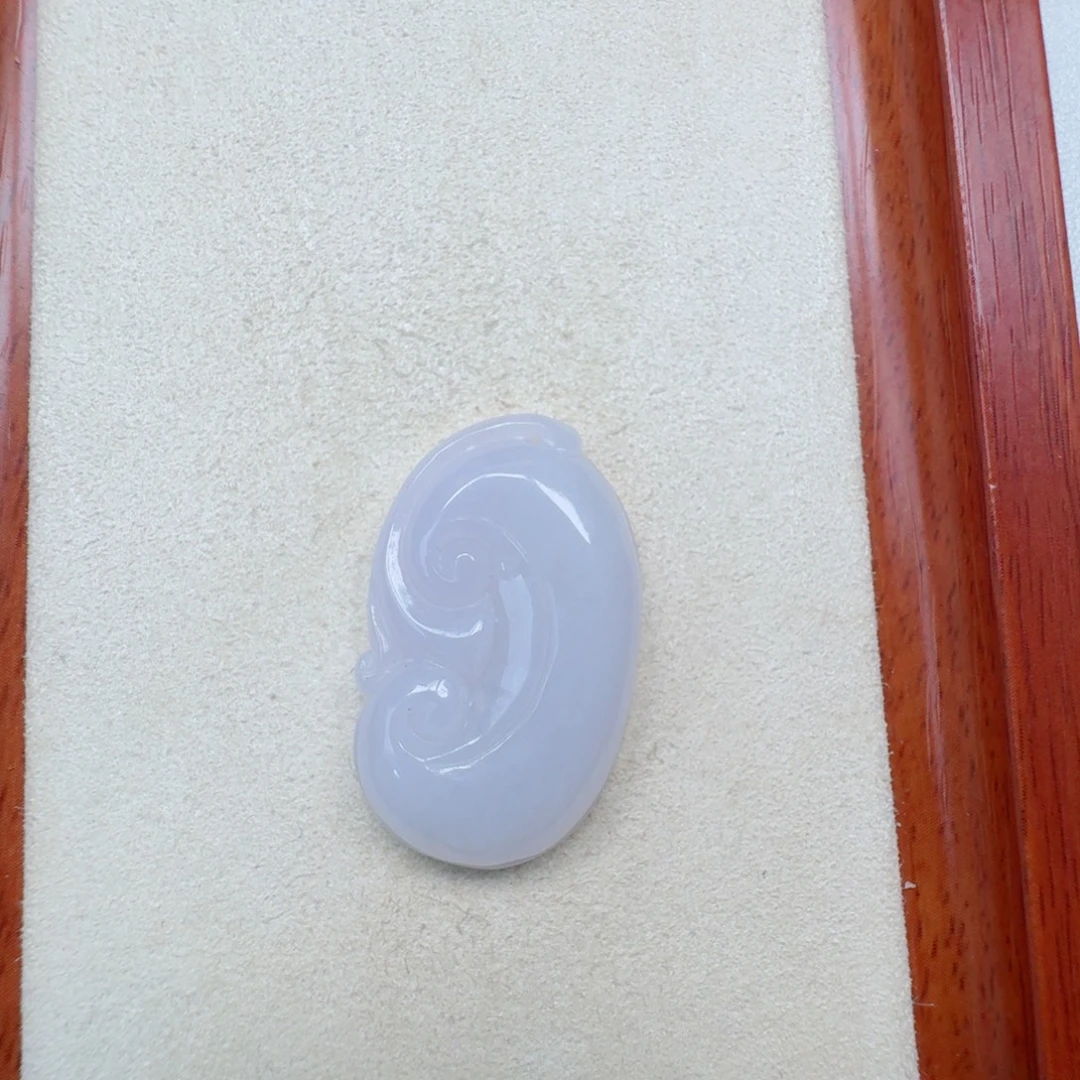 翡翠未镶嵌颈饰孤品