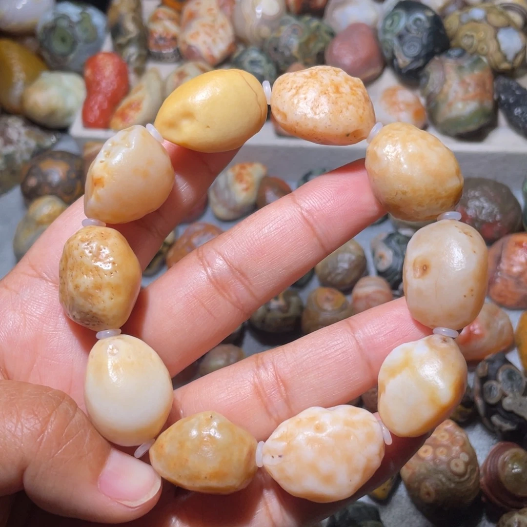 戈壁石戈壁石沙漠漆