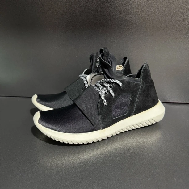 99新 adidas/阿迪达斯 39码（内长240）/黑白 小椰子 低帮男女同款