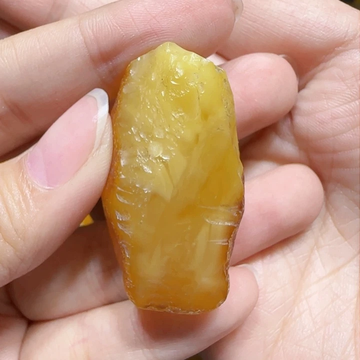 定制琥珀未镶嵌蜜蜡