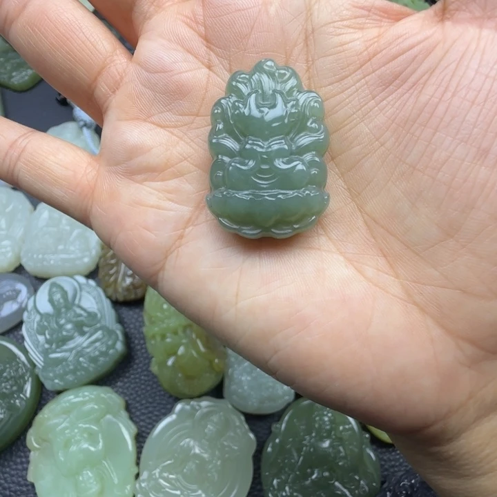 和田玉未镶嵌珠宝奇石