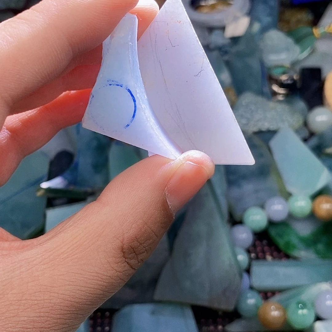 颈饰未镶嵌翡翠翡翠