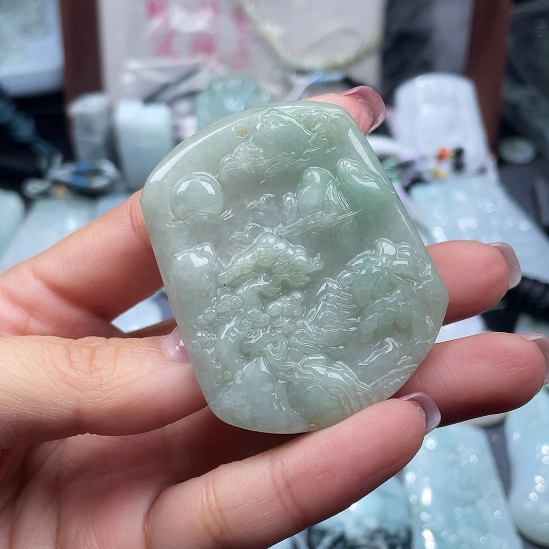 翡翠未镶嵌颈饰翡翠