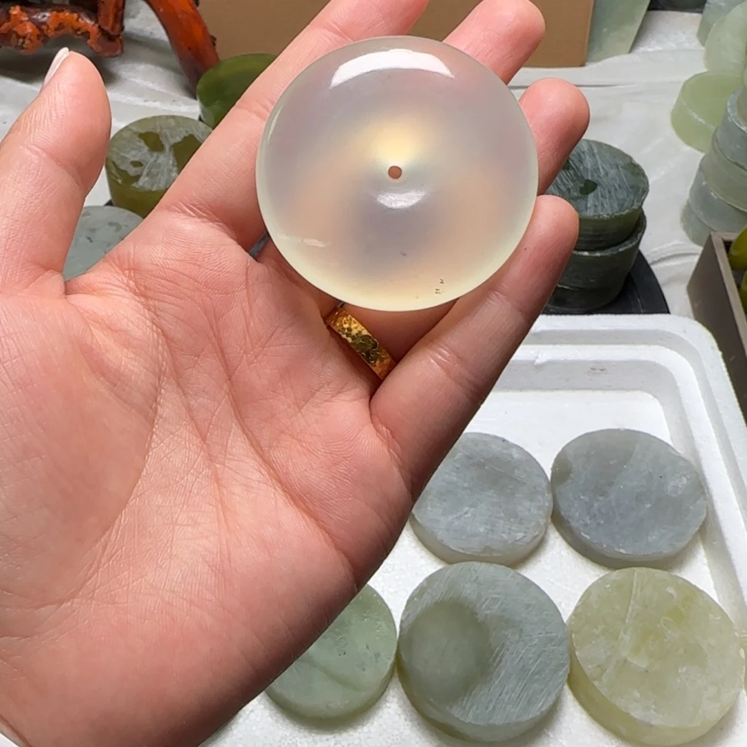 二***哥蛇纹石玉未镶嵌纯天然岫玉珠宝奇石