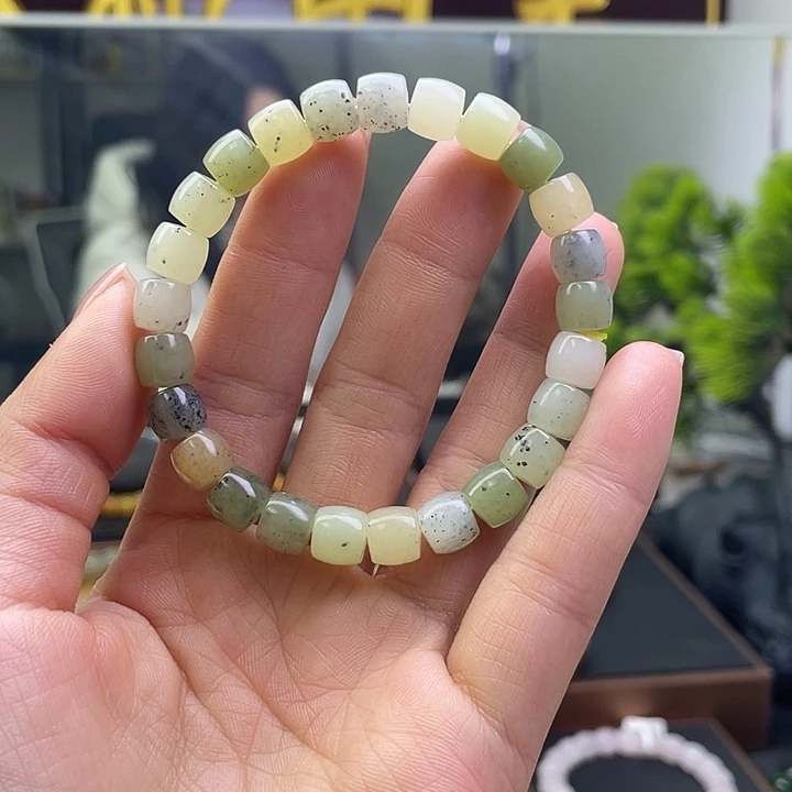 和田玉（糖玉）未镶嵌手链