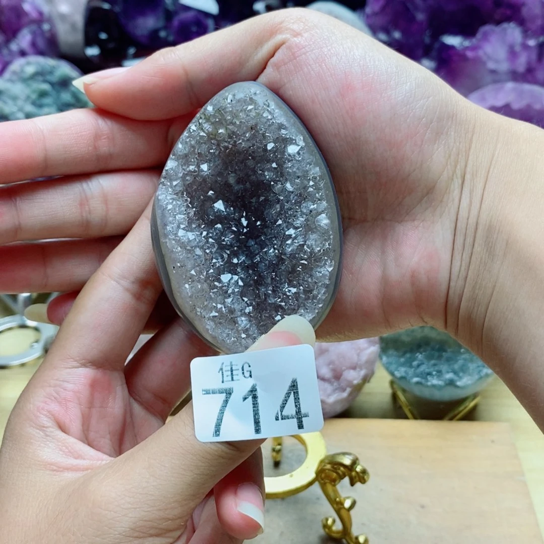 未镶嵌水晶大型摆件（非配饰）