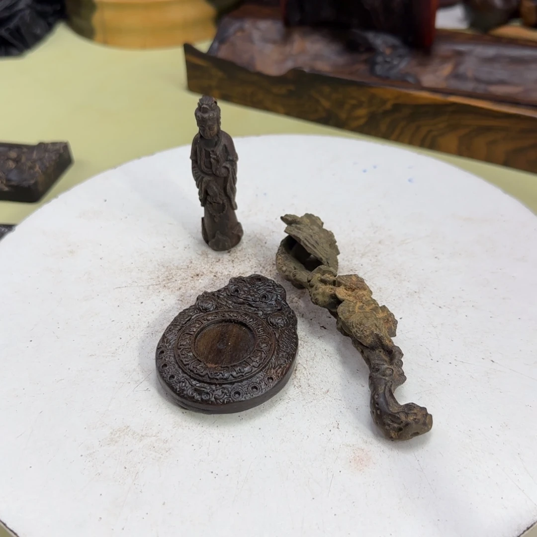 大果紫檀（缅甸花梨）亿**石