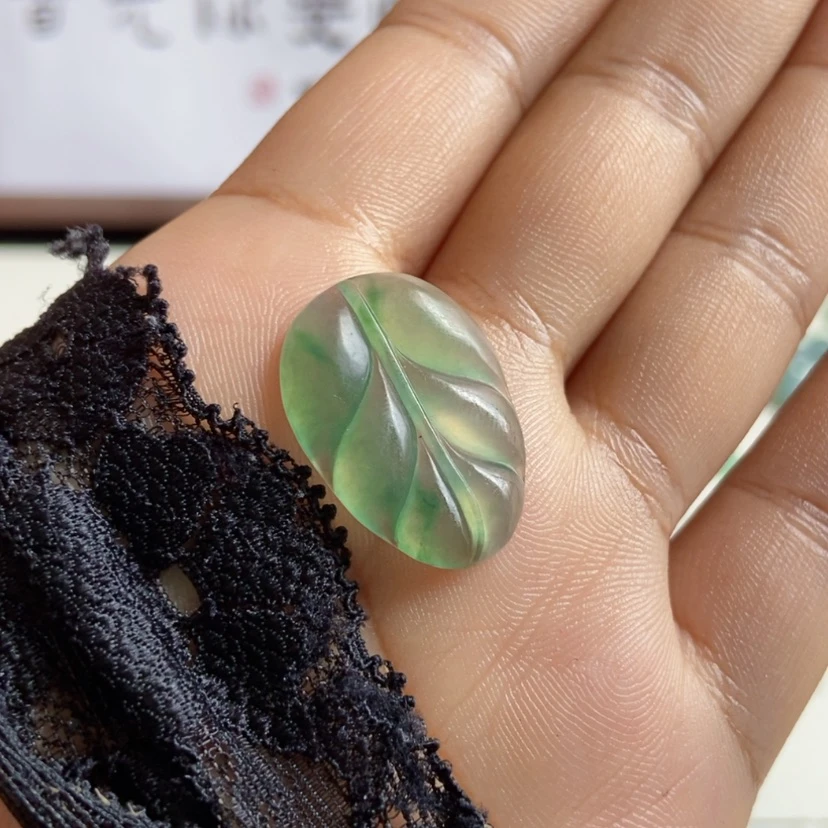 【闪购商品】未镶嵌定制翡翠树叶