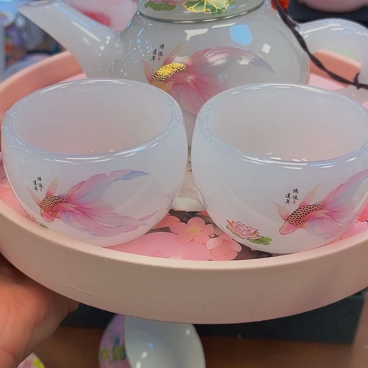 段泥茶杯兔兔我小心翼翼组图小心翼翼组图