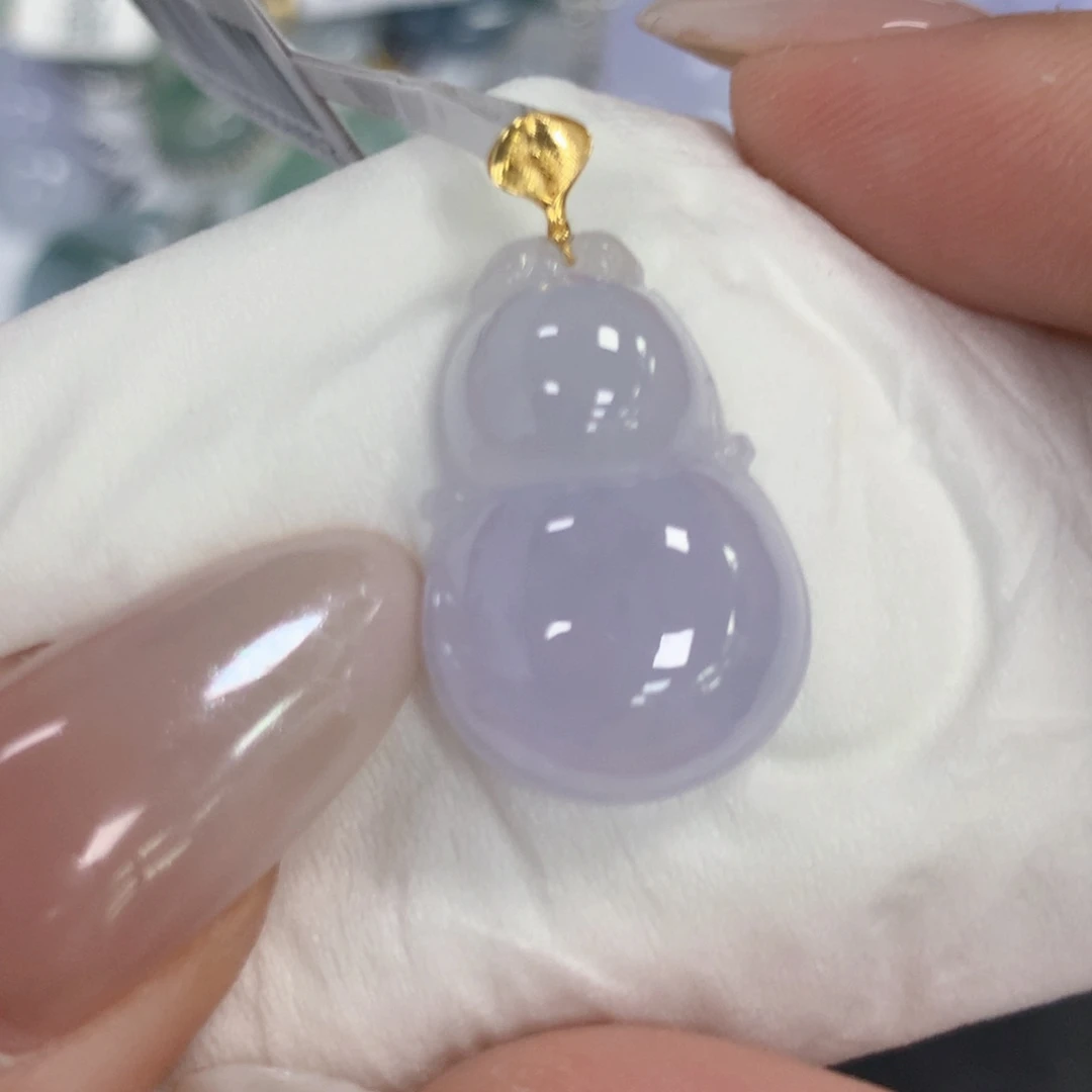 颈饰18K金镶嵌翡翠