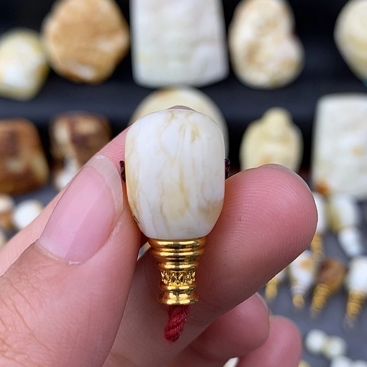琥珀未镶嵌裸石13虎皮三通c741