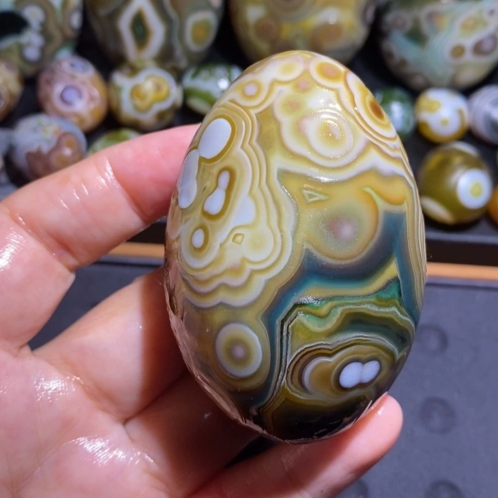 未镶嵌玛瑙/玉髓珠宝半成品77