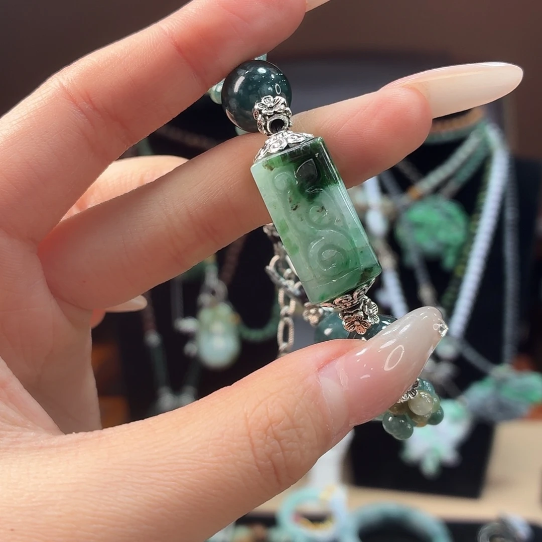 翡翠未镶嵌耳饰手串