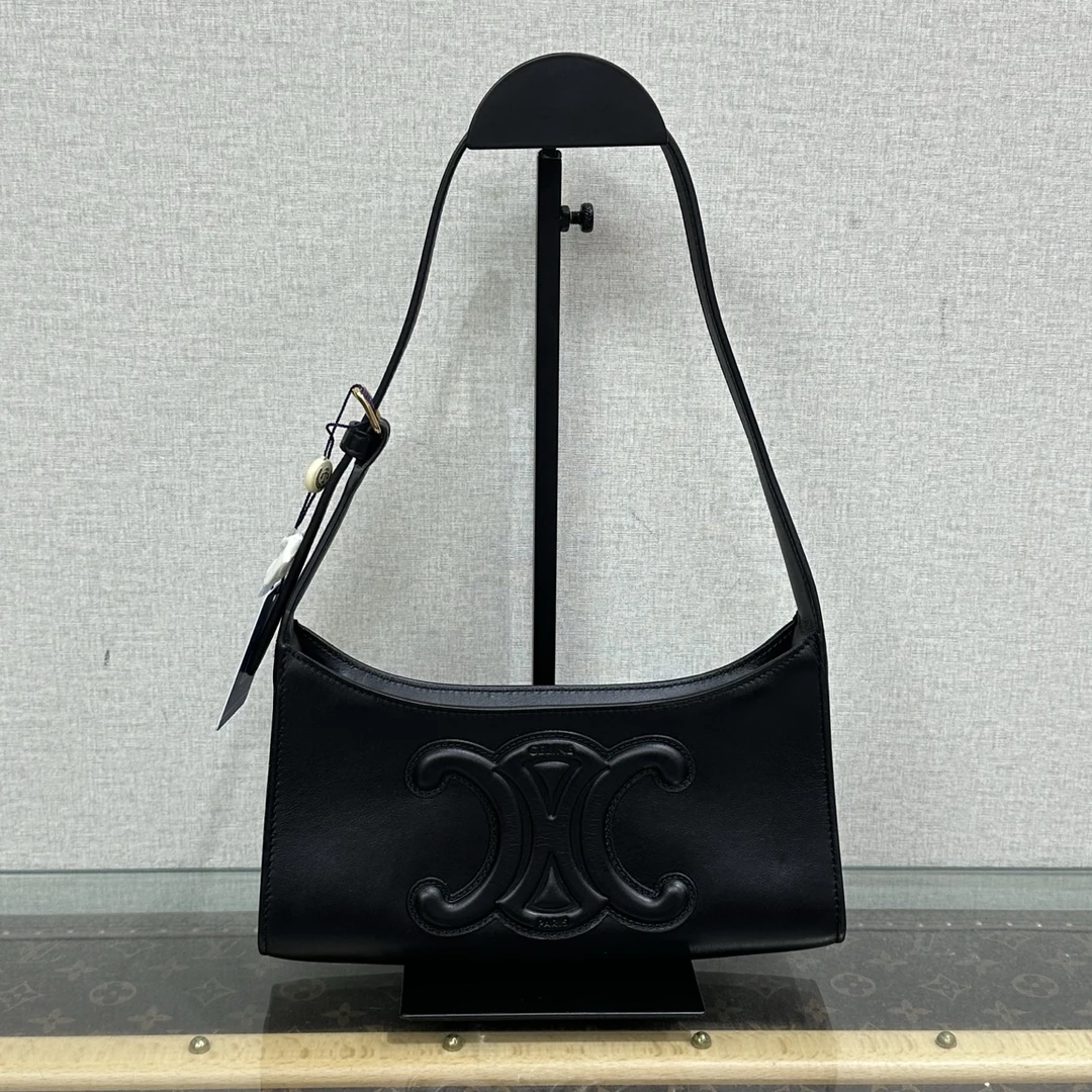 95新 Celine/思琳 黑色金扣凯旋门手提单肩腋下包 11118