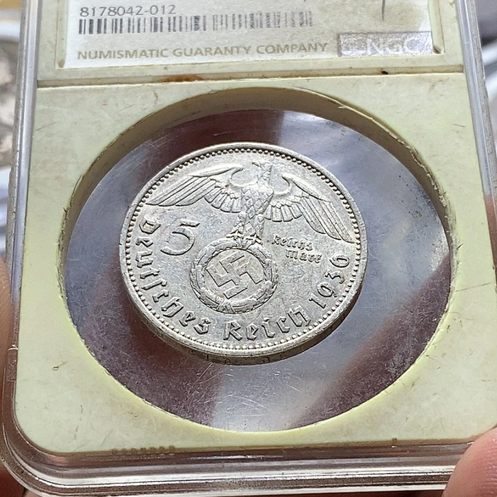 用***4银Ag900外国银币直播间特价包邮