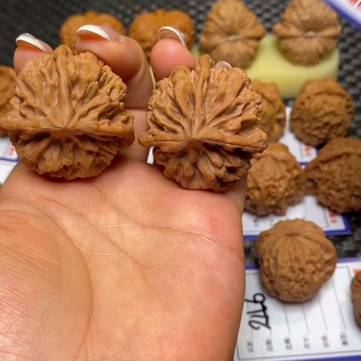 文玩核桃手串320三楞40