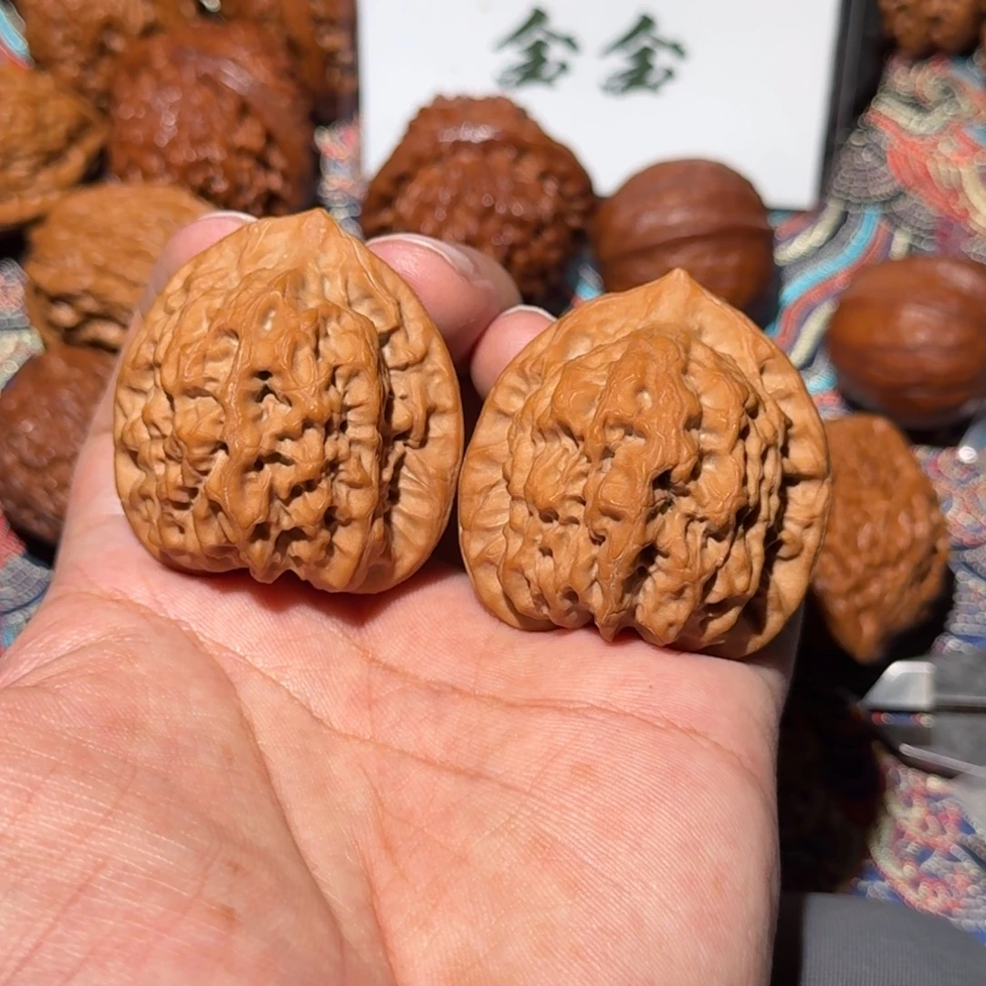 文玩核桃把件1262蓟县佛肚，尺寸41 38 42