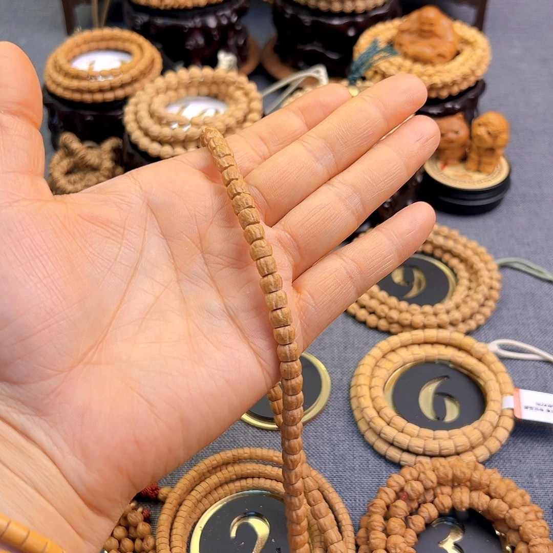 秦***增手串柏香籽/百香籽