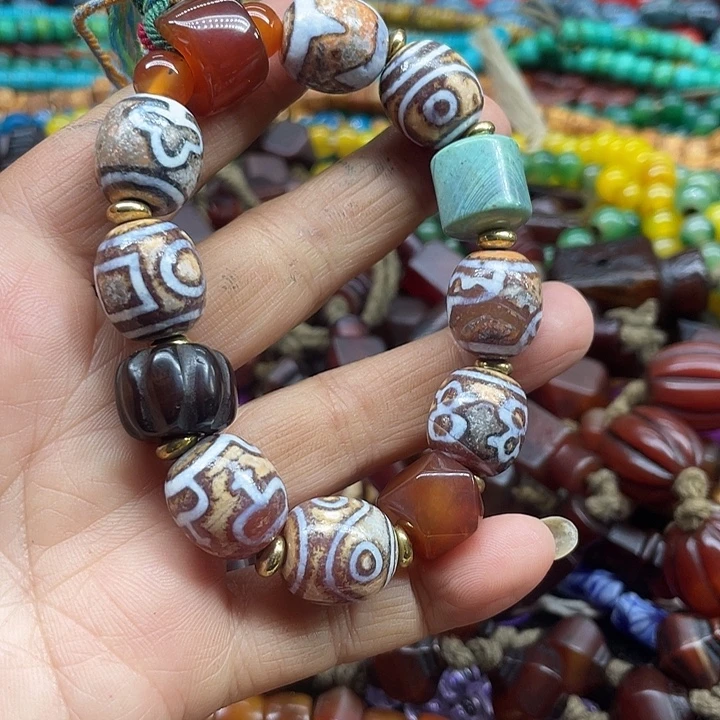 慧***2玛瑙/玉髓未镶嵌玛瑙手镯项链谢谢谢