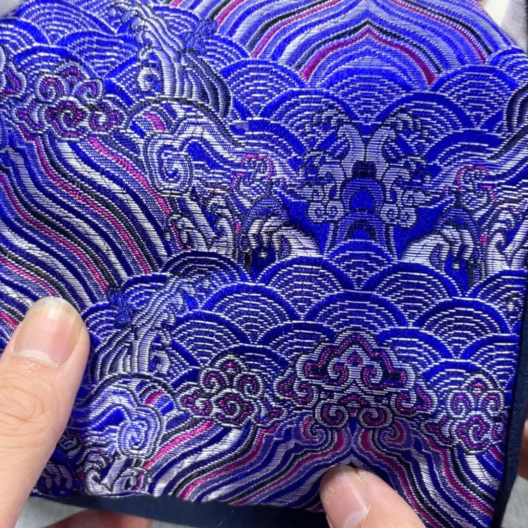 瓷片小微瑕。。。。。。。。。。。。。。