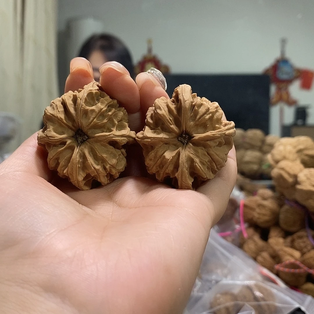 把件文玩核桃边40边45凹底天残玉玺四棱