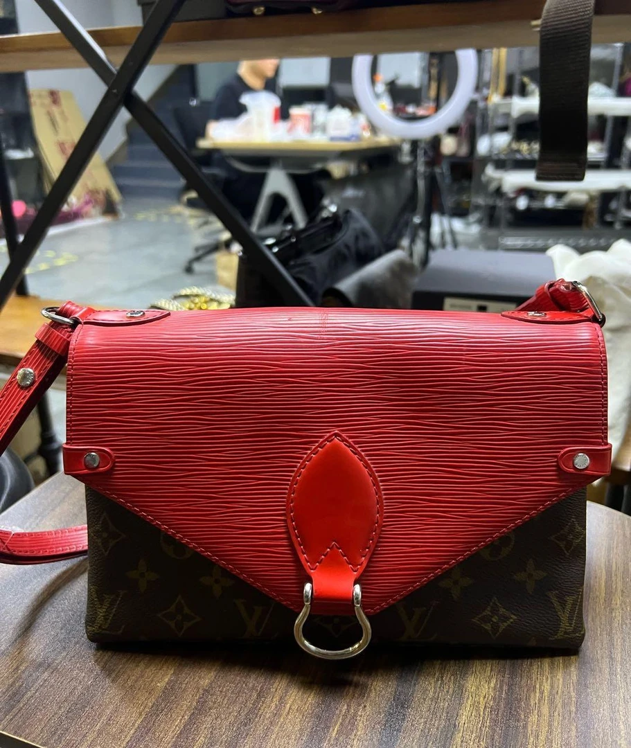 95新 lv 手提包 16112