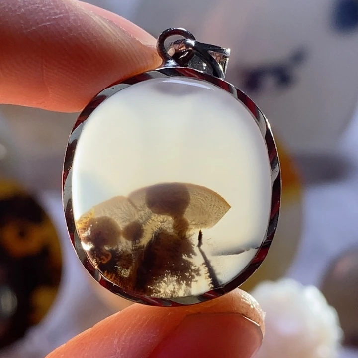 玛瑙/玉髓颈饰未镶嵌身**海