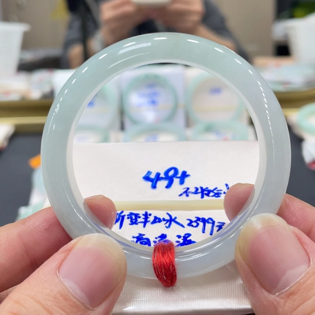 翡翠未镶嵌手镯翡翠手镯