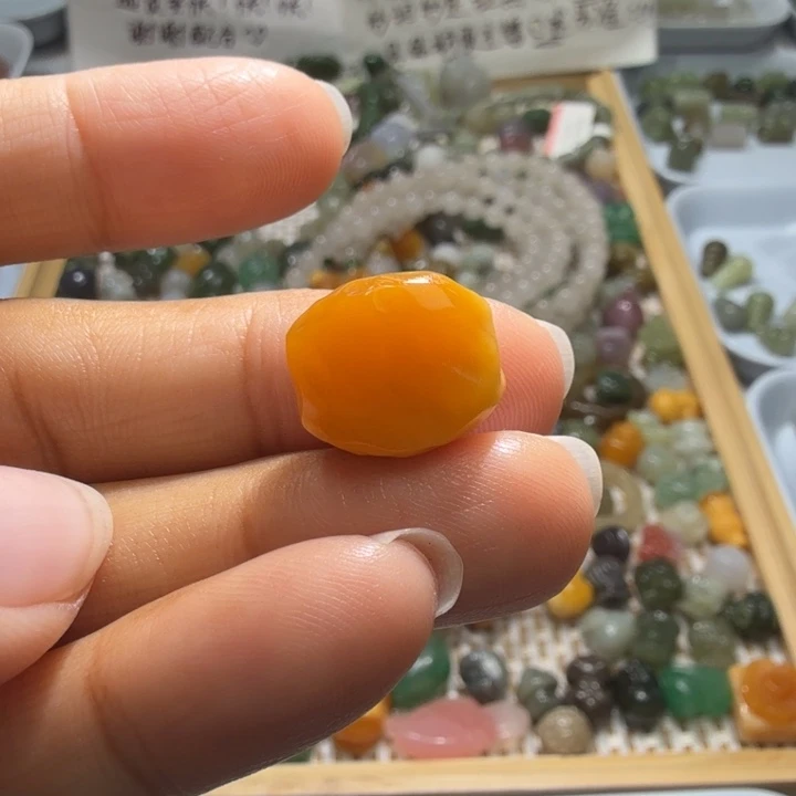 和田玉未镶嵌珠宝半成品