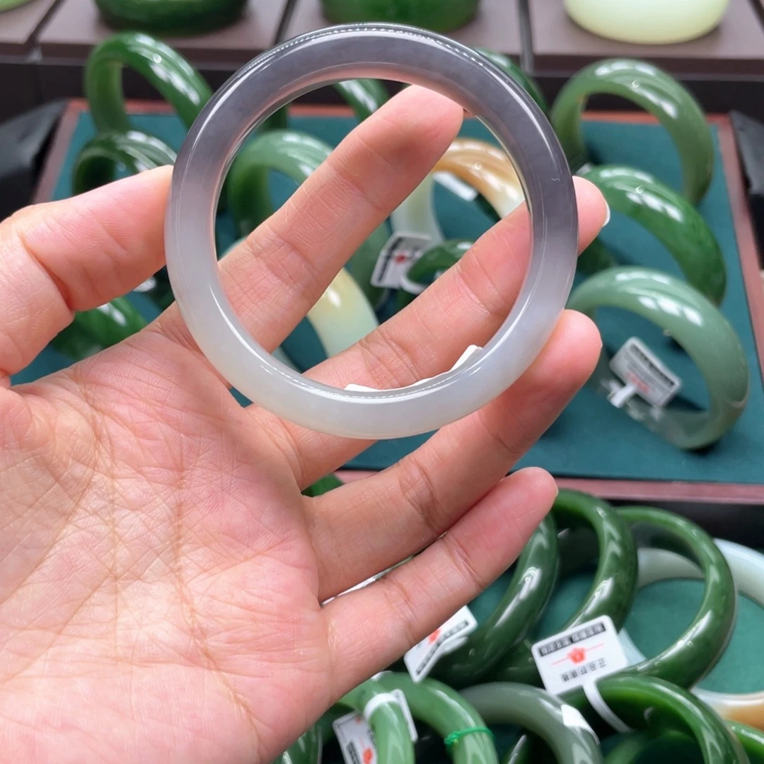 和田玉未镶嵌手镯5354