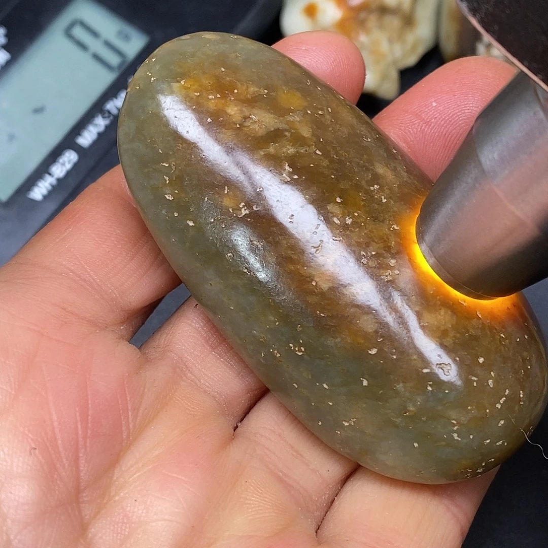 和田玉未镶嵌珠宝奇石