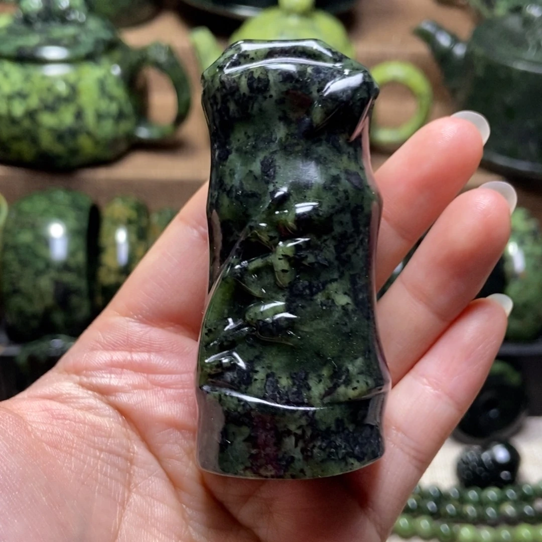 蛇纹石玉未镶嵌药王石手把件