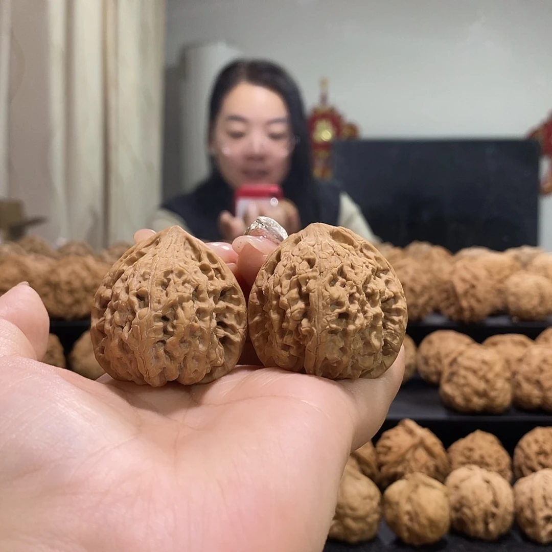 把件文玩核桃37虎头王有伤