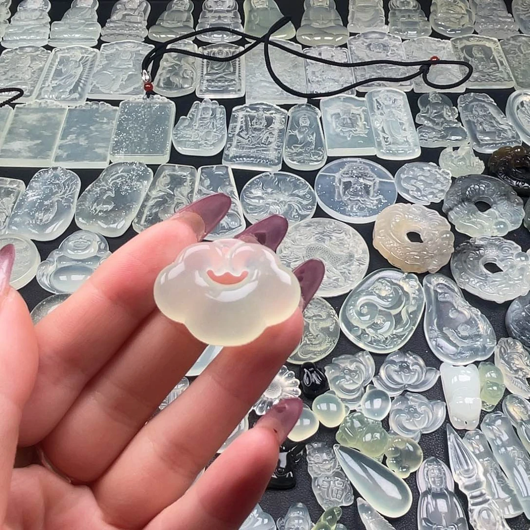 蛇纹石玉吊坠(赠链)未镶嵌